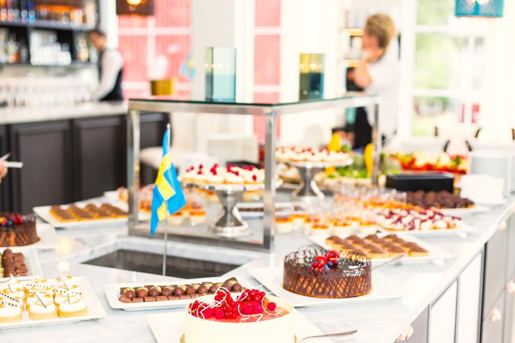 Brook Hotels Arlanda Rosersberg Esterno foto